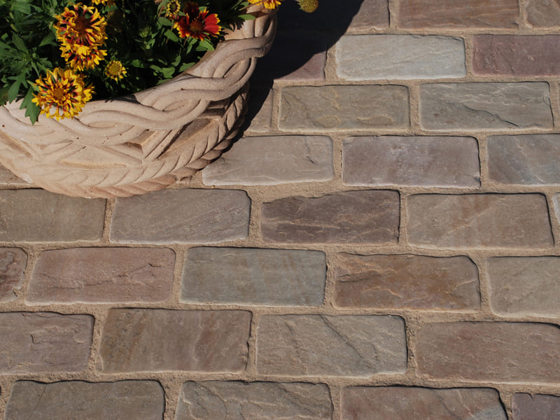 camel-dust-sandstone-natural-finish-cobble-stones-pathways-installation-roadway-applications-sideway-uses-parking-lot-construction-projects