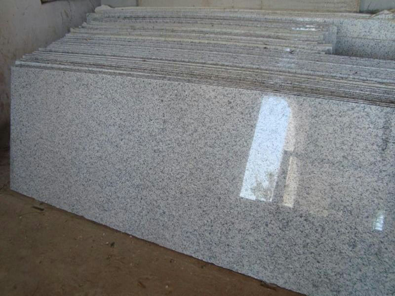 china-white-granite-polished-finish-cutter-slabs