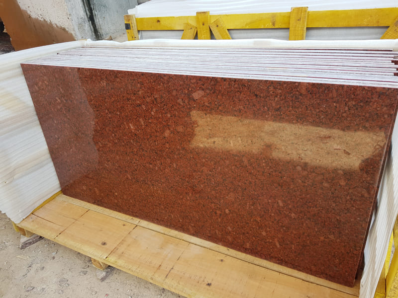 gem-red-granite-polished-gangsaw-slabs