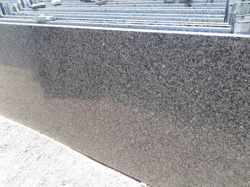 merry-green-granite-polished-cutter-slabs