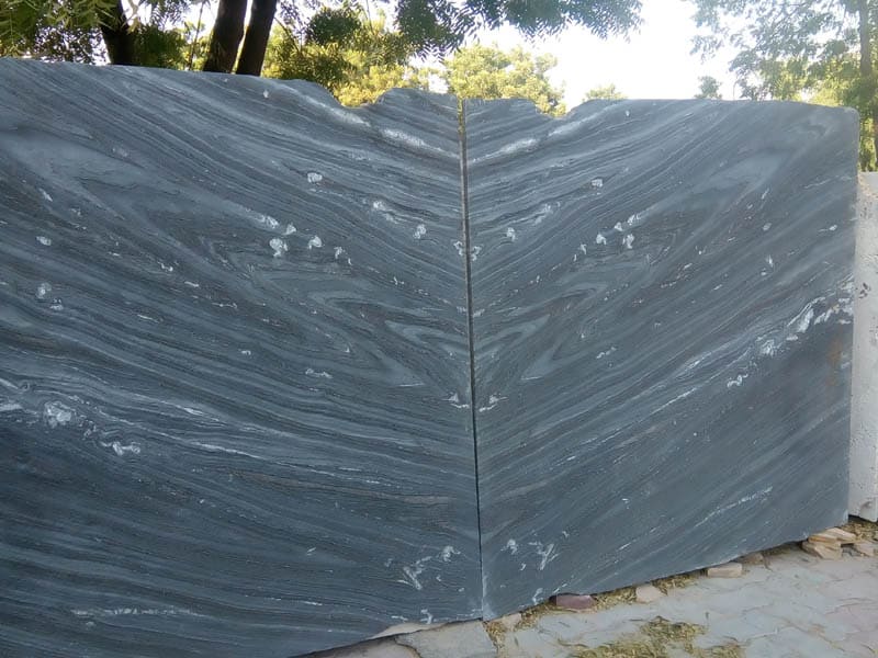 fantasy-black-marble-gangsaw-book-match-slabs