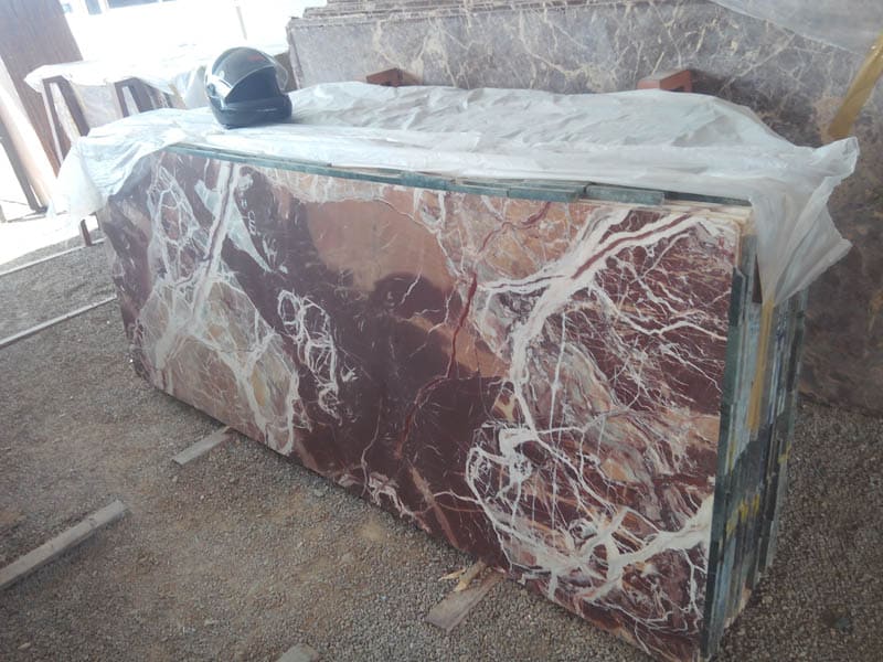 levanto-red-marble-indian-polished-slabs