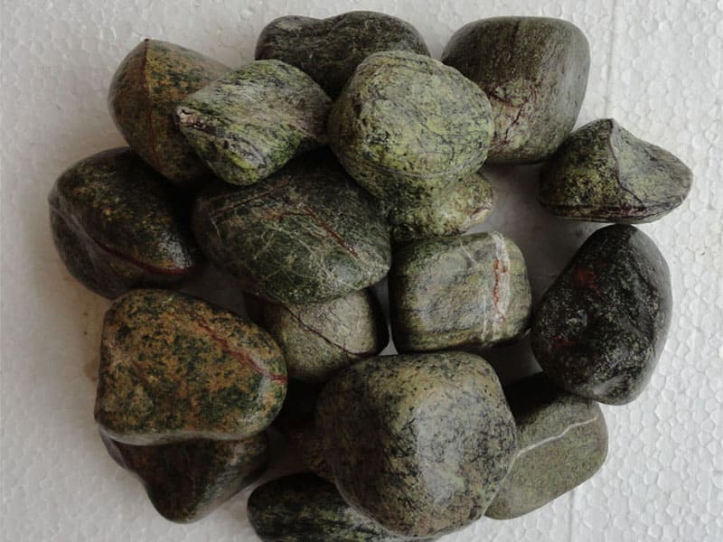 forest-green-wet-look-marble-tumbled-round-smooth-honed-pebbles-border-path-home-decor-stones