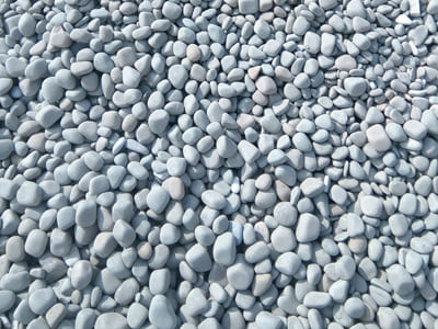 gray-colour-indian-sandstone-tumbled-pebbles-round-shape-unpolished-indoor-outdoor-decorative-stones-exporter-supplier-trader-manufacturer