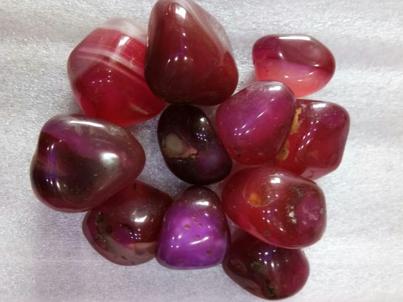 red-onyx-tumbled-rocks-round-smooth-polished-stones-aquarium-low-best-price-oval-shape-regular-pebbles