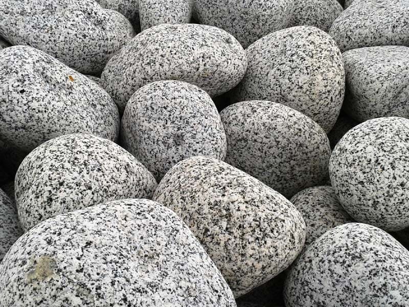 white-granite-tumbled-indian-pebble-stones-garden-contemporary-decorative-projects-home-decor