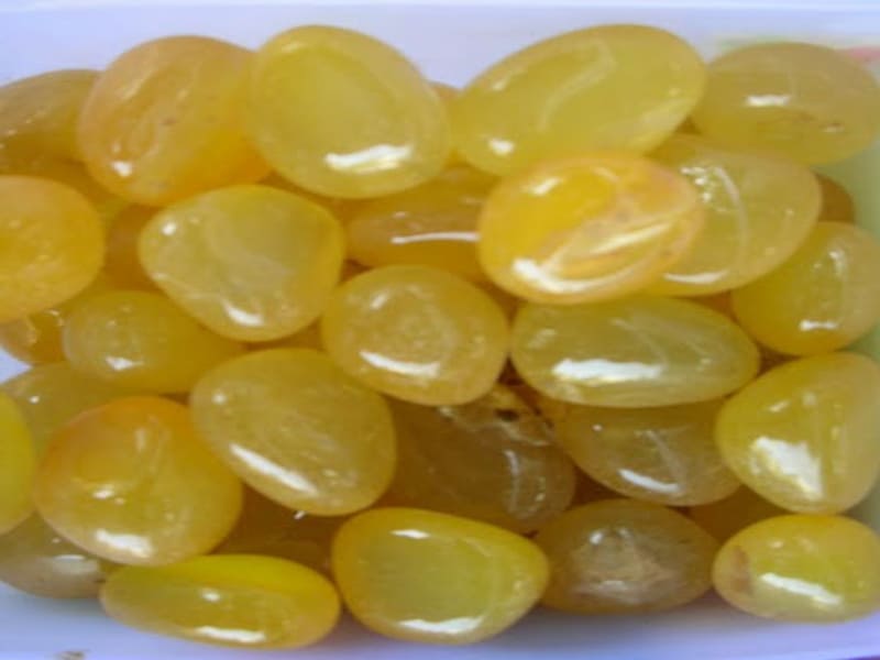 yellow-colour-onyx-fine-polished-smooth-round-stones-home-decor-aquarium-fish-pond-small-green-yard-pebbles